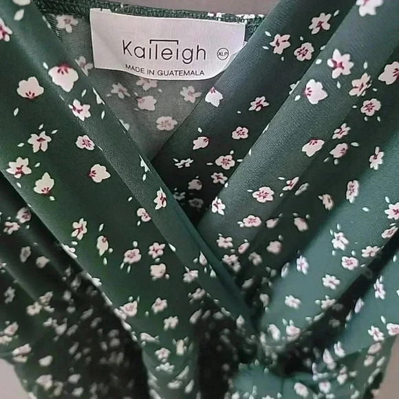 Kaileigh Rochelle Green Floral  Knit Jumpsuit NWOT XLP  Petite Fall Colors - Picture 7 of 8